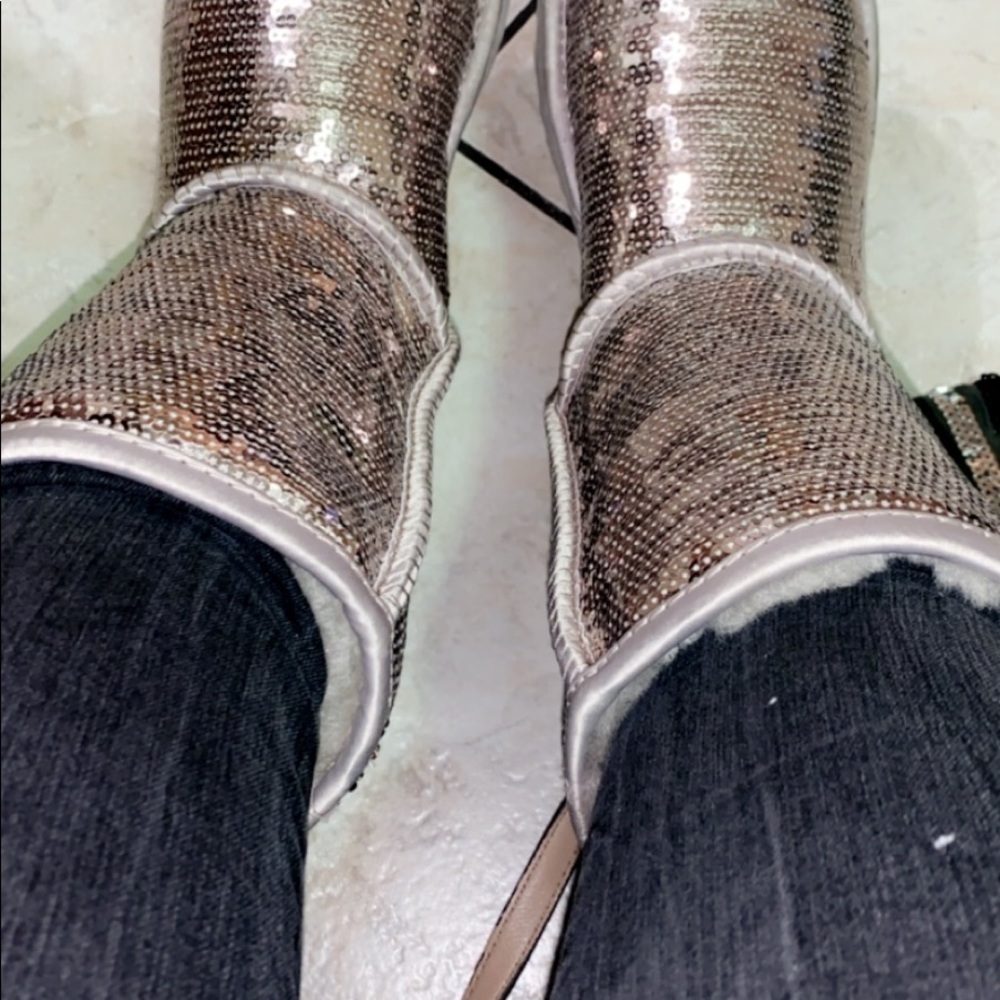 Sparkle uggs - Picture 4 of 4